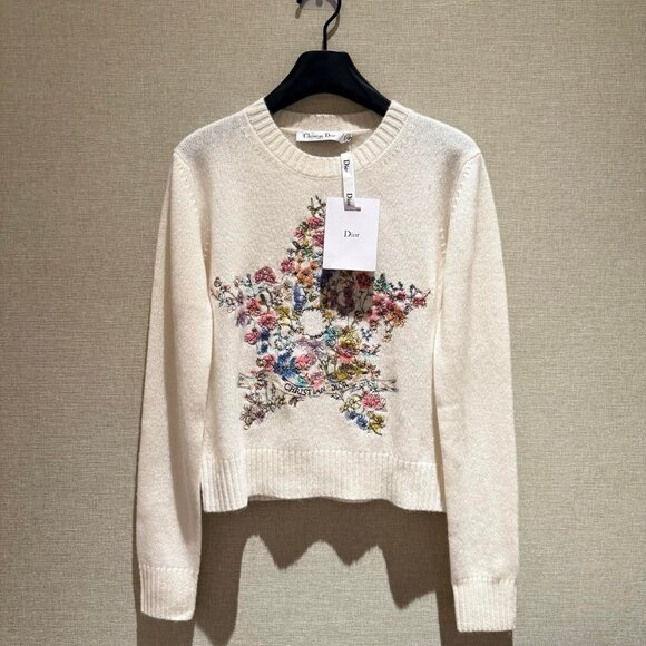 Dior White Cashmere Knit with Multicolor Dior Star Motif Embroidered Sweater - Picture 4 of 11